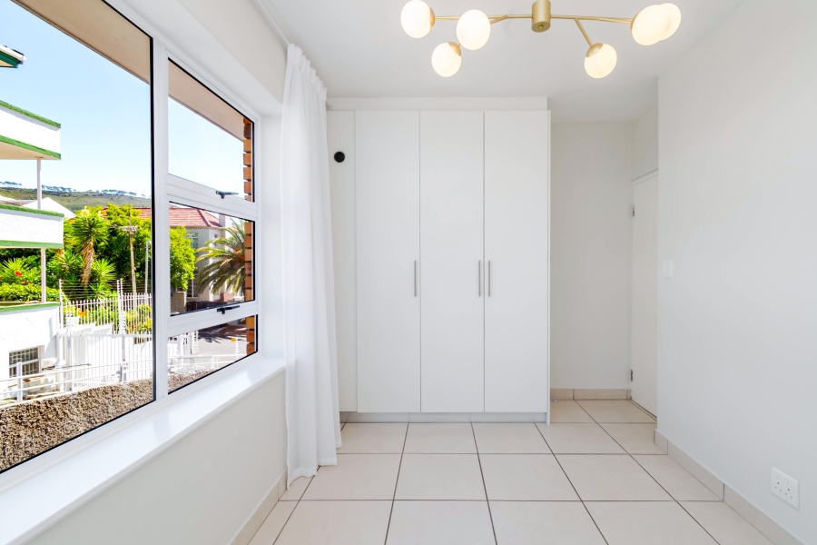 To Let 2 Bedroom Property for Rent in Gardens Western Cape